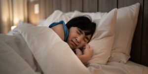 Ác mộng là hiện tượng tâm thức thể hiện qua những hình ảnh, tình huống mạnh mẽ, thường khiến người mơ tỉnh giấc trong hoảng loạn