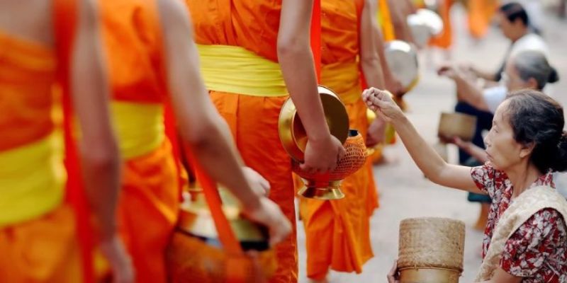 Những ngôi chùa lớn như Hoằng Pháp Hà Nội, nghi lễ này mang ý nghĩa như thế nào?